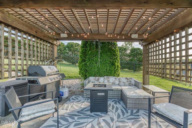 139 Jay Armentrout Road, Jonesborough, TN 37659