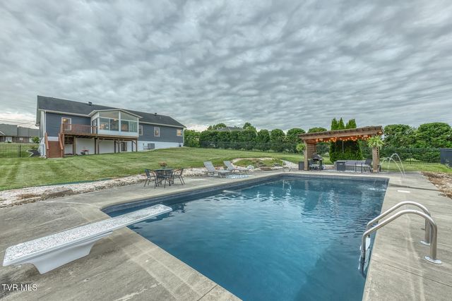 139 Jay Armentrout Road, Jonesborough, TN 37659