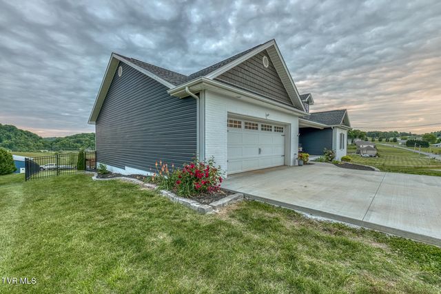 139 Jay Armentrout Road, Jonesborough, TN 37659