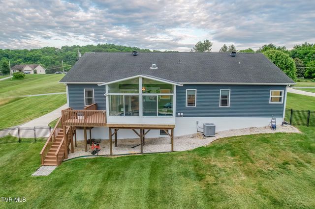 139 Jay Armentrout Road, Jonesborough, TN 37659