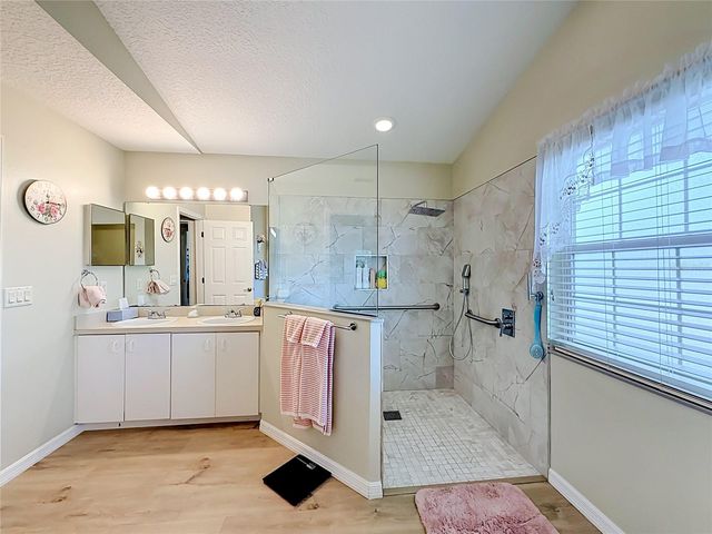 24817 RIVERBOAT BEND, Leesburg, FL 34748