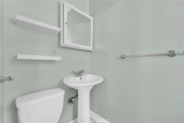 100 Palmetto Dr Unit 9, Pasadena, CA 91105