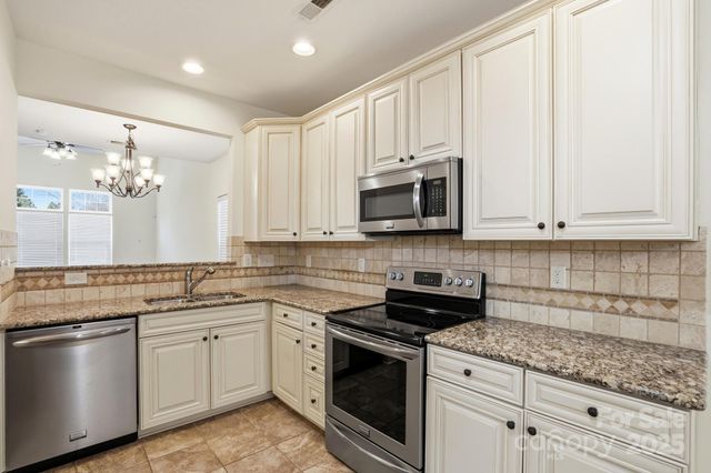 5763 Mossdale Lane, Charlotte, NC 28278