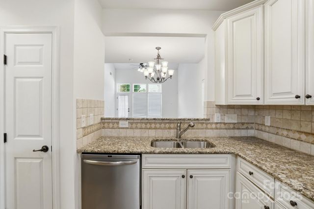 5763 Mossdale Lane, Charlotte, NC 28278