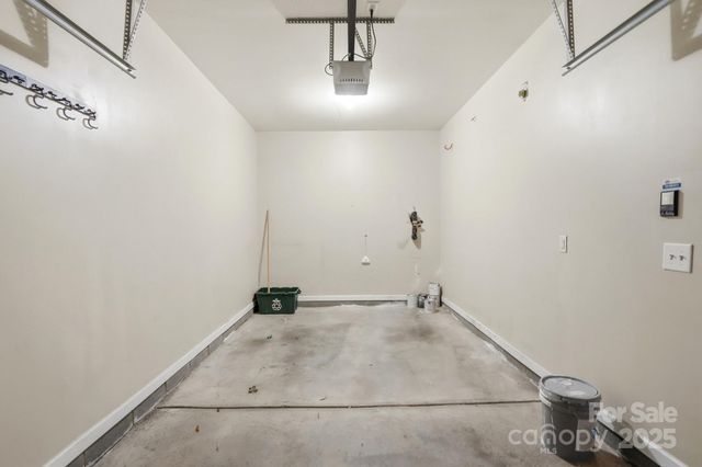 5763 Mossdale Lane, Charlotte, NC 28278