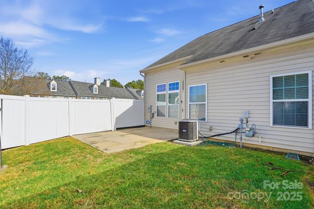 5763 Mossdale Lane, Charlotte, NC 28278