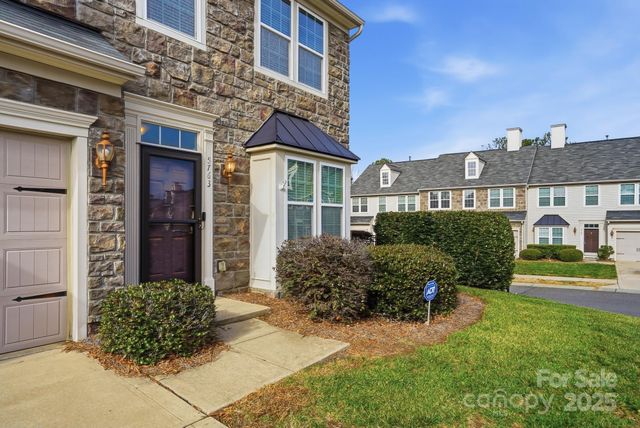 5763 Mossdale Lane, Charlotte, NC 28278