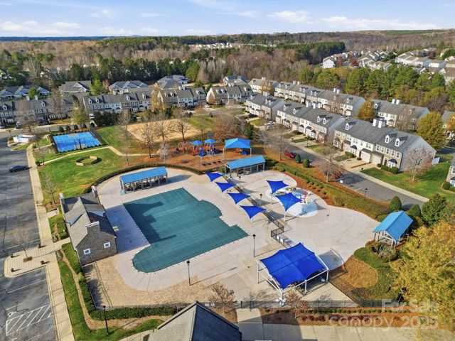 5763 Mossdale Lane, Charlotte, NC 28278