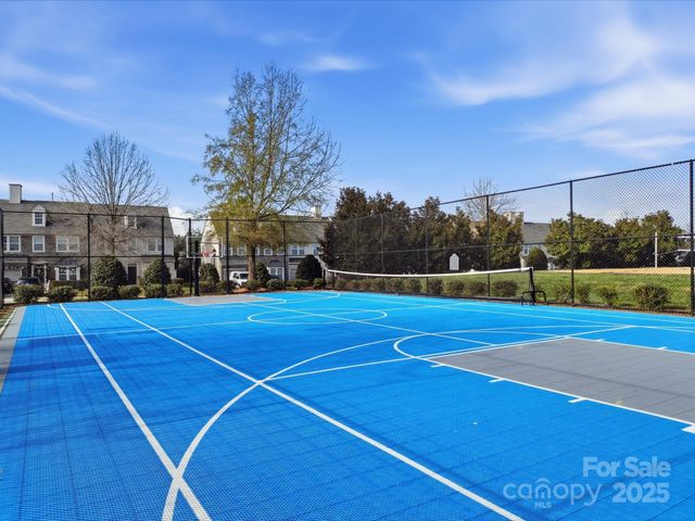 5763 Mossdale Lane, Charlotte, NC 28278