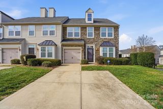 5763 Mossdale Lane, Charlotte, NC 28278