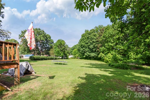 173 Liberty Road, Mocksville, NC 27028