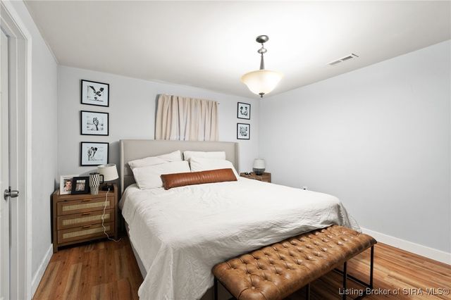 811 W 8th Street, New Albany, IN 47150