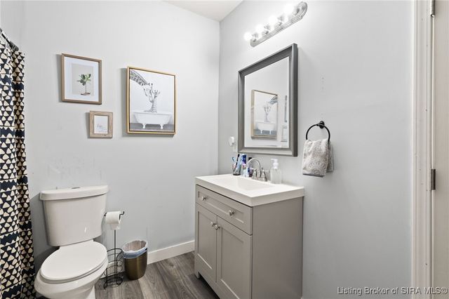 811 W 8th Street, New Albany, IN 47150