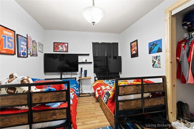 811 W 8th Street, New Albany, IN 47150