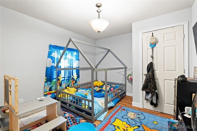 811 W 8th Street, New Albany, IN 47150