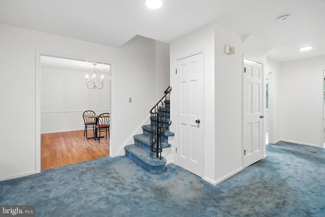 7 HATHAWAY DR, Princeton Junction, NJ 08550
