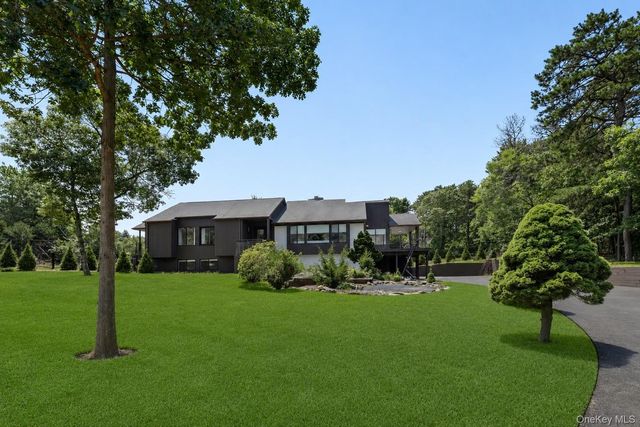 138 Longview Road, Southampton, NY 11968