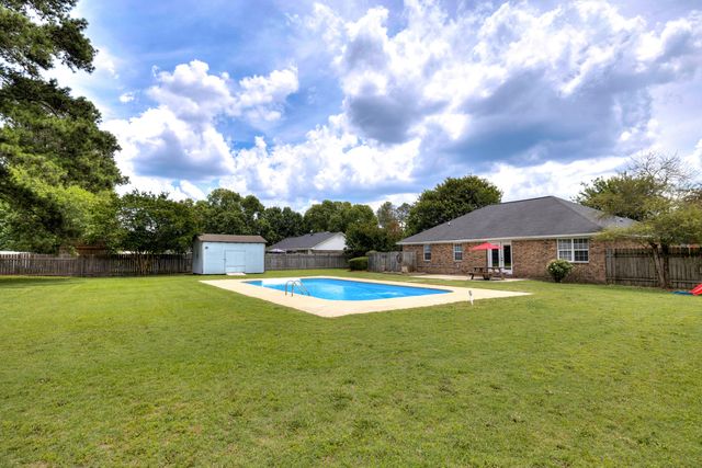 2915 Danville Lane, Sumter, SC 29153
