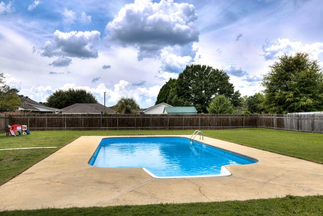 2915 Danville Lane, Sumter, SC 29153