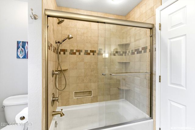 1301 Zarvis Place, Anchorage, AK 99508