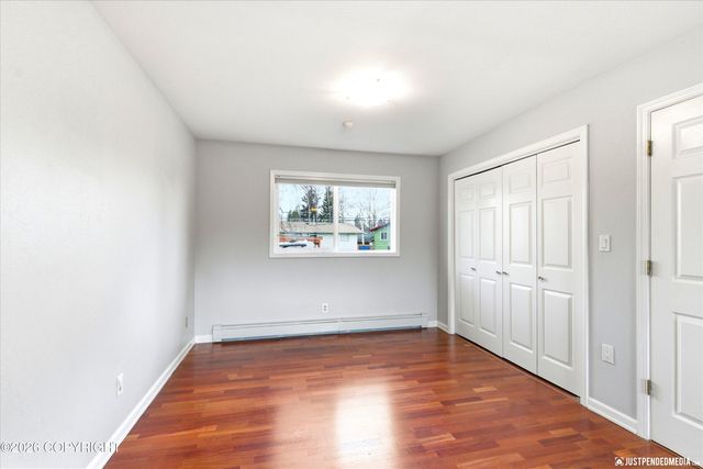 1301 Zarvis Place, Anchorage, AK 99508