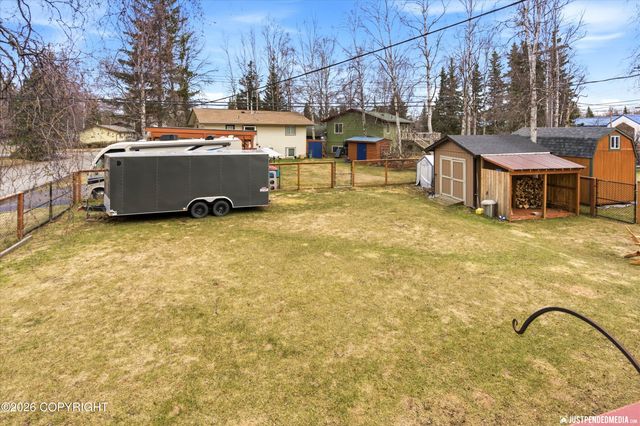1301 Zarvis Place, Anchorage, AK 99508