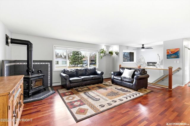 1301 Zarvis Place, Anchorage, AK 99508