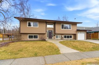 1301 Zarvis Place, Anchorage, AK 99508