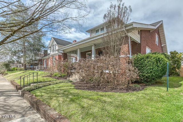 604 West Maple Street, Johnson City, TN 37604