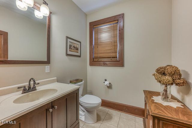 604 West Maple Street, Johnson City, TN 37604