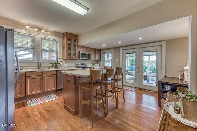 604 West Maple Street, Johnson City, TN 37604