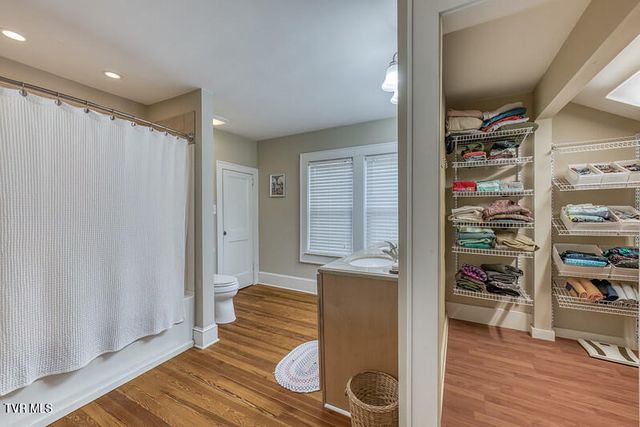 604 West Maple Street, Johnson City, TN 37604