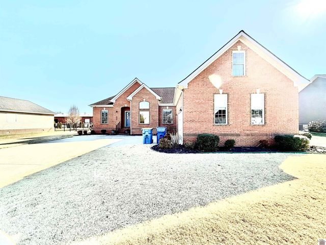 2255 Hal Drive, Murray, KY 42071