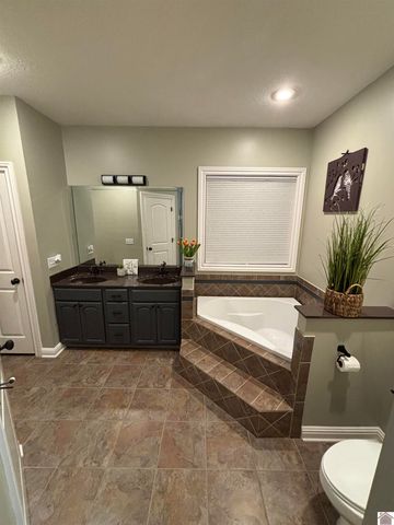 2255 Hal Drive, Murray, KY 42071