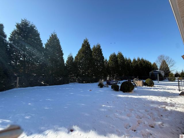 2255 Hal Drive, Murray, KY 42071