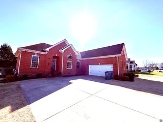 2255 Hal Drive, Murray, KY 42071