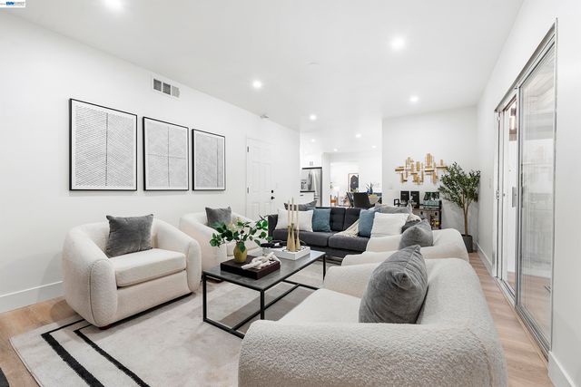 3033 Peppermint Dr, San Jose, CA 95148