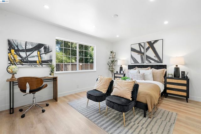3033 Peppermint Dr, San Jose, CA 95148