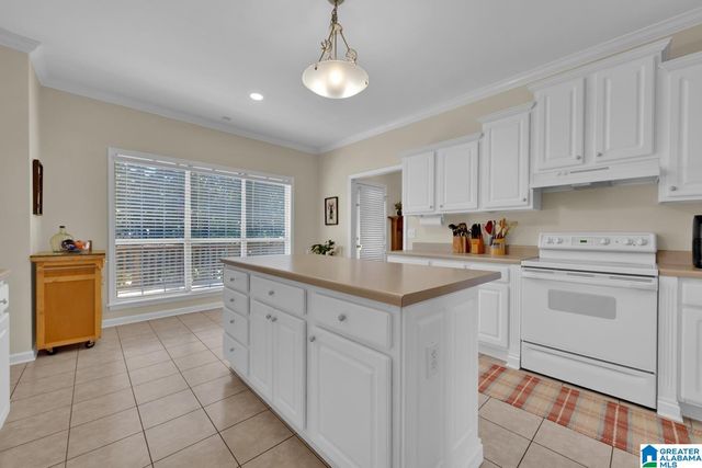 1515 CLOVER AVENUE, Gardendale, AL 35071