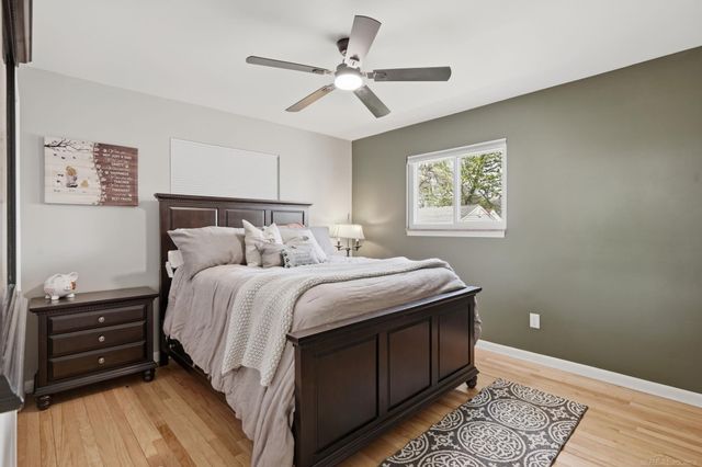23005 Church Street, Oak Park, MI 48237