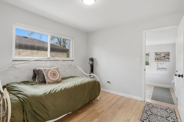 23005 Church Street, Oak Park, MI 48237