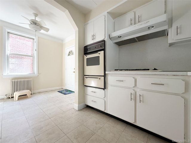 1941 Yates Avenue, Bronx, NY 10461