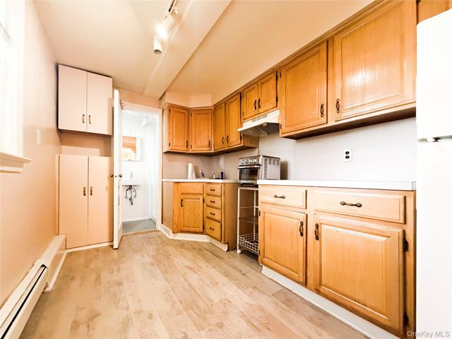 1941 Yates Avenue, Bronx, NY 10461