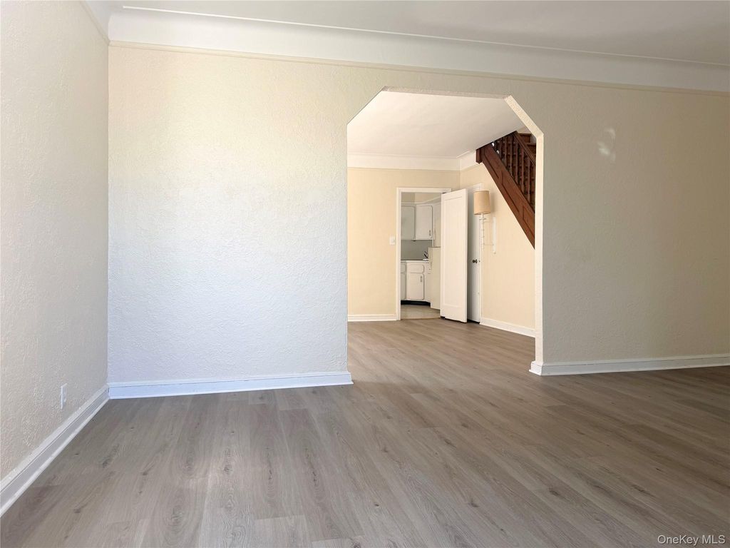 1941 Yates Avenue, Bronx, NY 10461 — photo 3