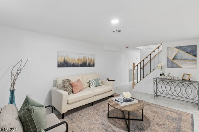1314 Sunnyside Pl, Plainfield City, NJ 07060