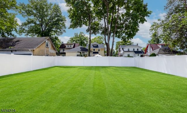 1314 Sunnyside Pl, Plainfield City, NJ 07060