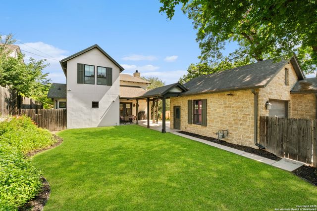 228 Cloverleaf, San Antonio, TX 78209