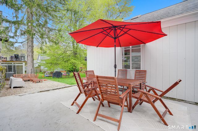 130 Ramapoo Road, Ridgefield, CT 06877