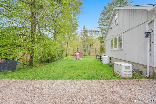130 Ramapoo Road, Ridgefield, CT 06877
