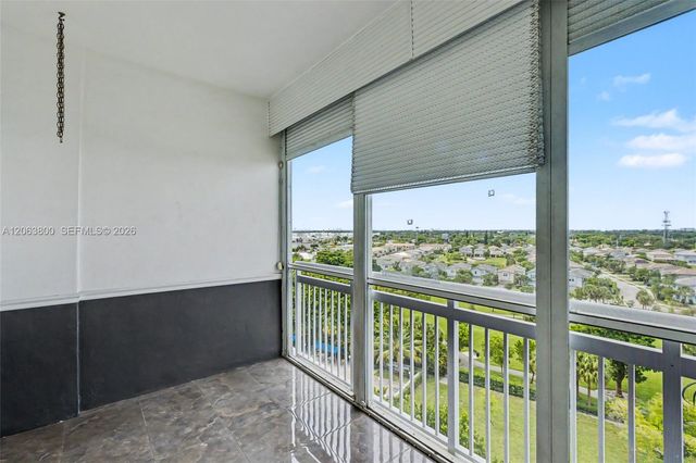 4400 Hillcrest Dr 1005A, Hollywood, FL 33021